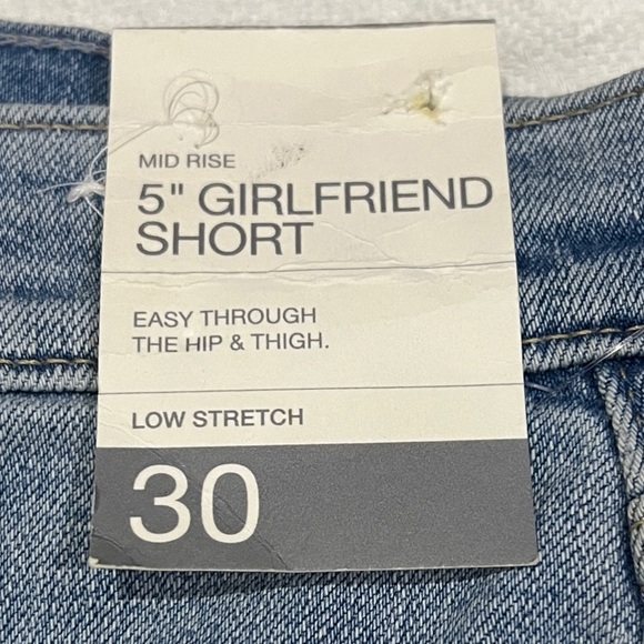 GAP Light Blue Jean Shorts Size:10 NWT-Girlfriend Fit - Picture 3 of 5